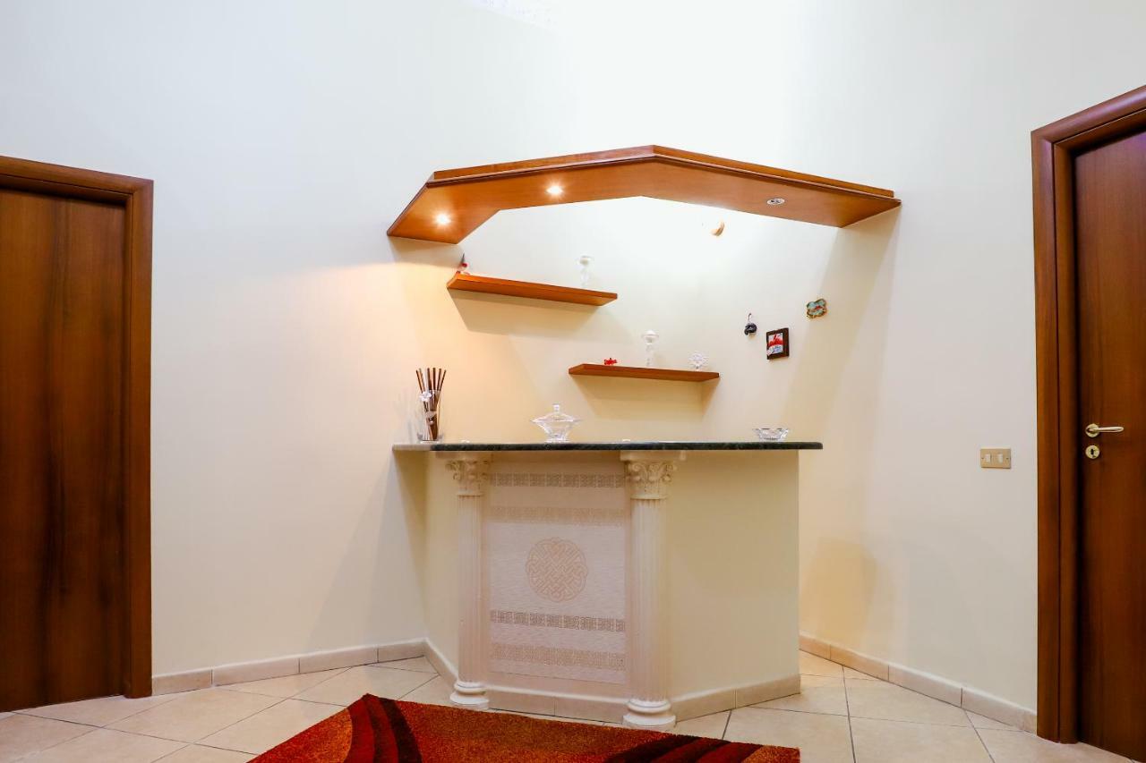 Napoli Centro Casa Annina Close To Toledo St Екстер'єр фото